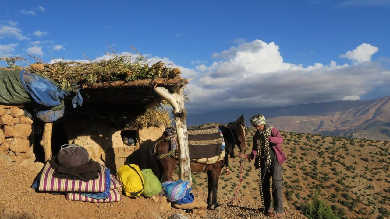 Alliance Berbere - Vallee D'Ait Bouguemez Timit Buitenkant foto
